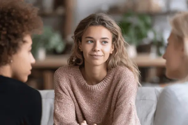 Active Listening and Kindness in Leadership
Leader practising active listening in a supportive conversation, demonstrating kindness and psychological safety.